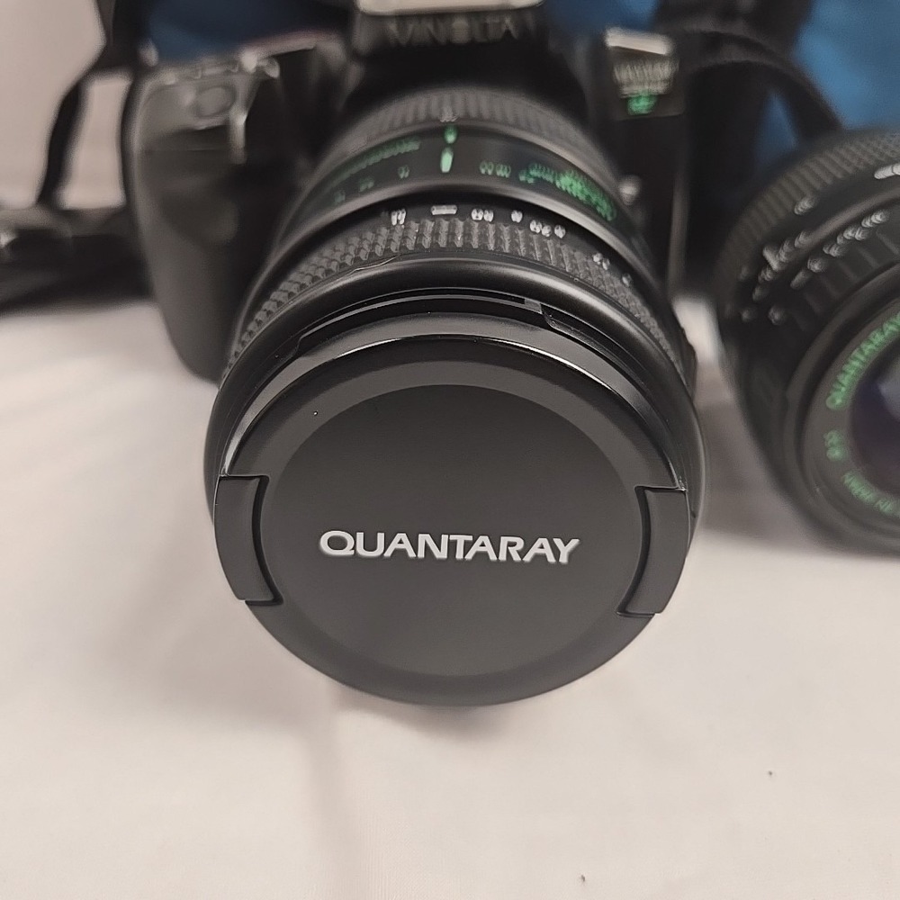 Minolta Maxxum 330si RZ 35mm Film Camera w/ 35-80mm & 70-300mm AF Lenses - Picture 2 of 6